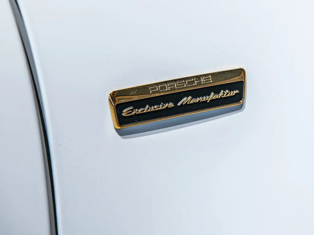 Porsche 992 Sport Classic