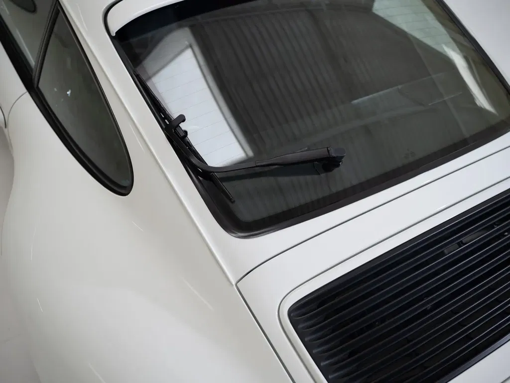 Porsche 993 Carrera 4S