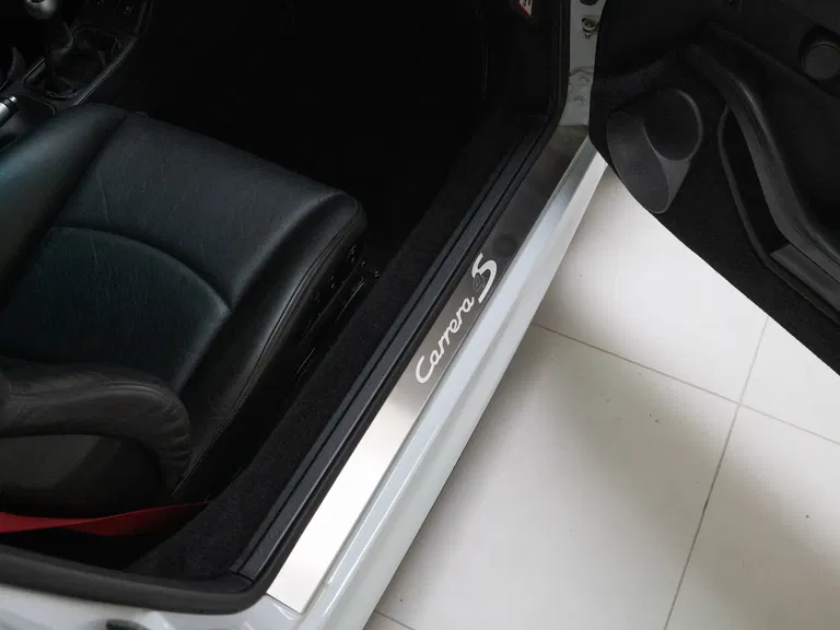 Porsche 993 Carrera 4S