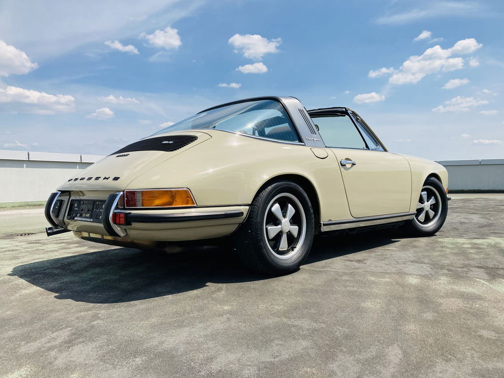 Porsche 911 S (F-Modell)