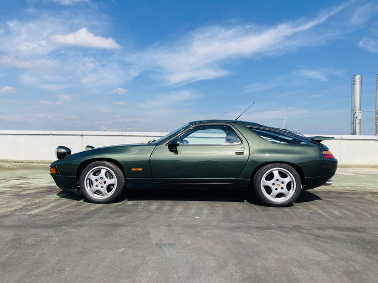 Porsche 928 GTS