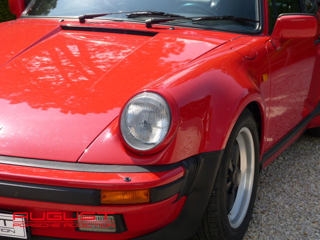 Porsche 911 Turbo 3.3