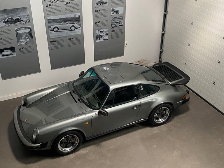 Porsche 911 Carrera 3.2