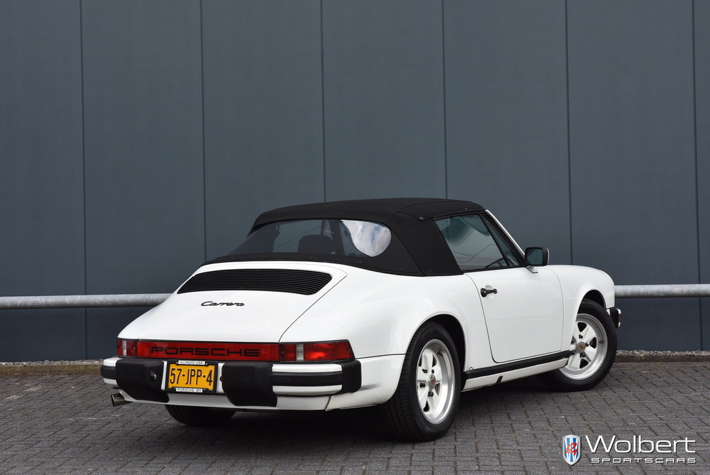 Porsche 911 Carrera 3.2 (US)