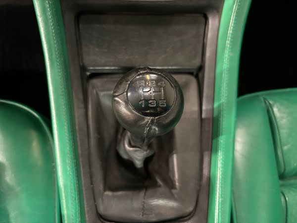 Porsche 928 S4