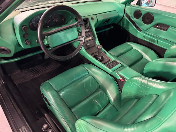 Porsche 928 S4