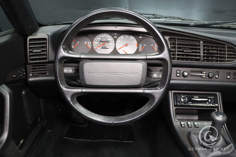 Porsche 944 Turbo Cabriolet