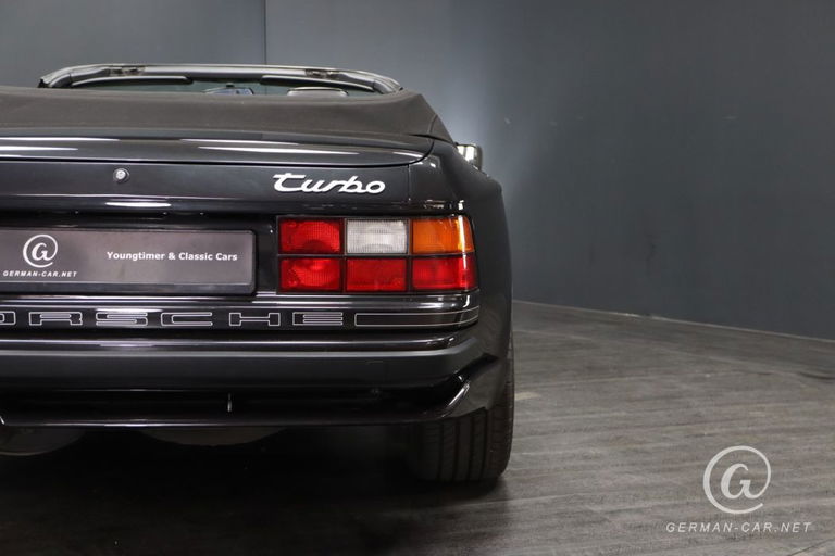 Porsche 944 Turbo Cabriolet