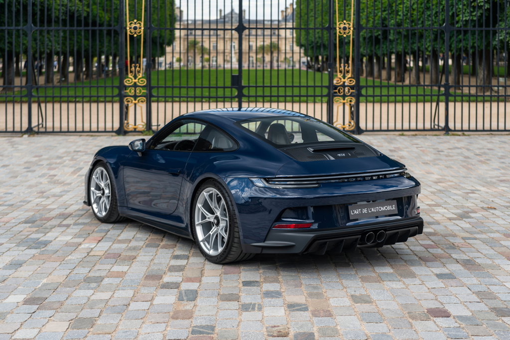 Porsche 992 GT3 Touring