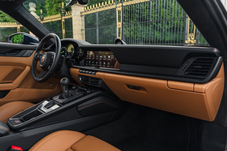 Porsche 992 GT3 Touring