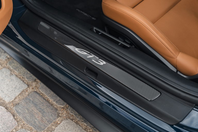 Porsche 992 GT3 Touring