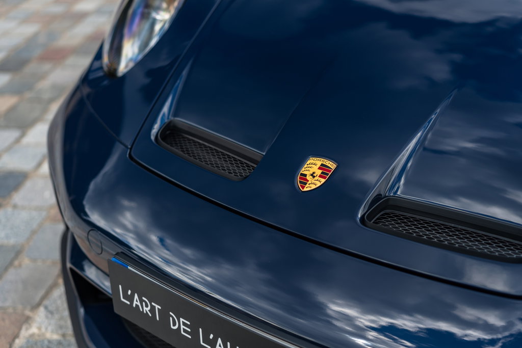Porsche 992 GT3 Touring