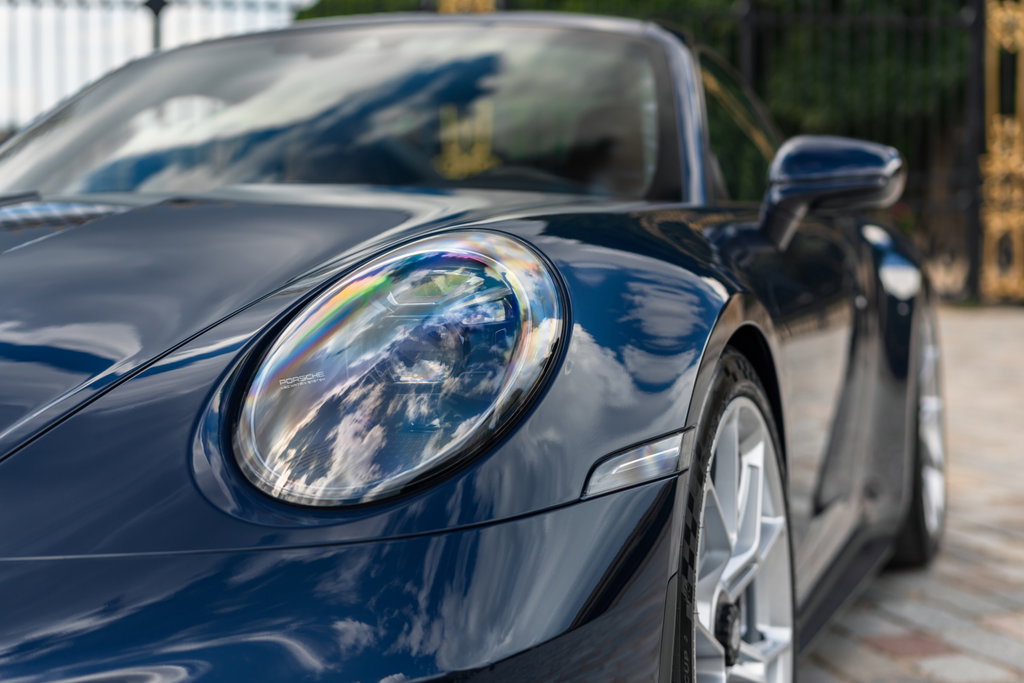 Porsche 992 GT3 Touring