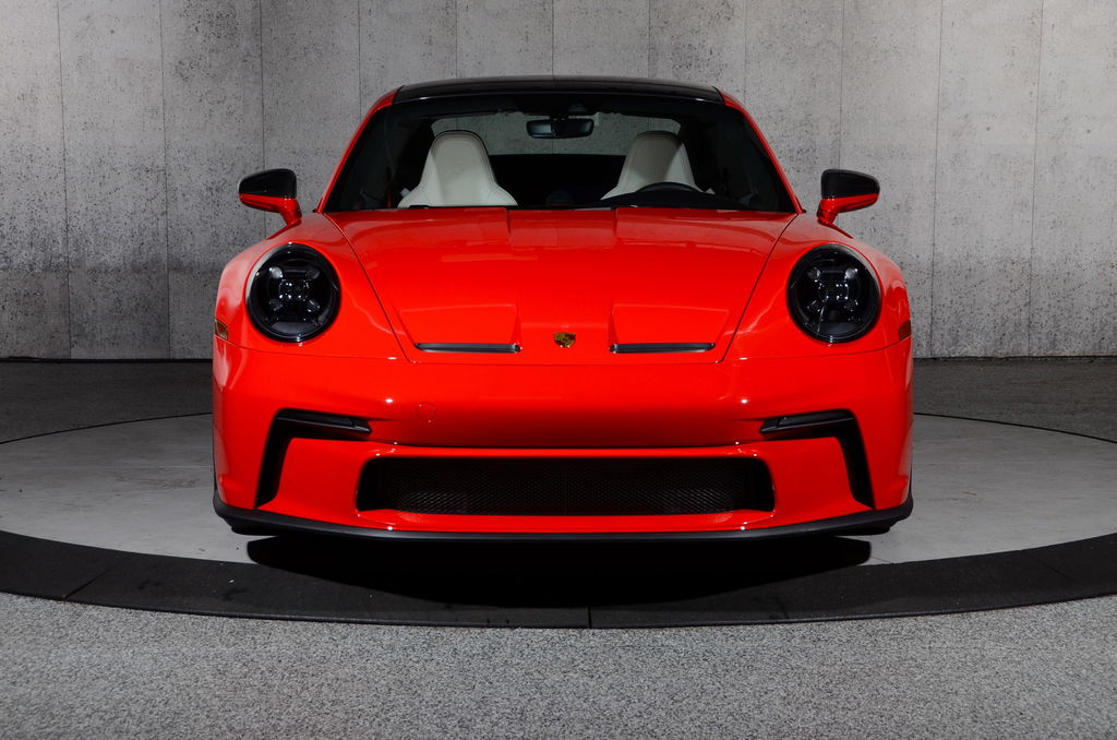 Porsche 992 GT3 Touring