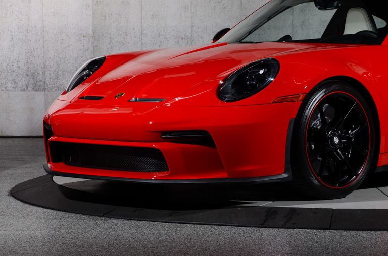 Porsche 992 GT3 Touring