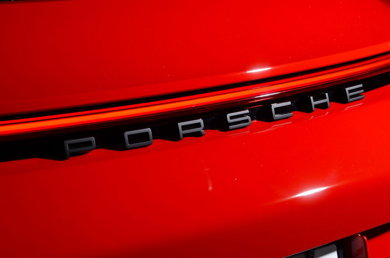 Porsche 992 GT3 Touring