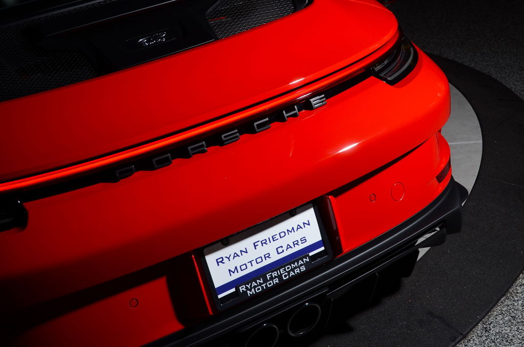 Porsche 992 GT3 Touring
