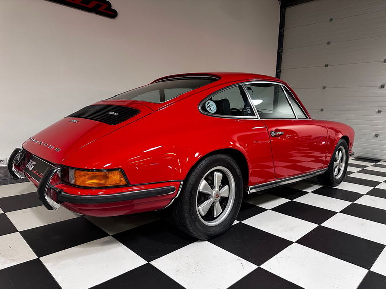 Porsche 911 T