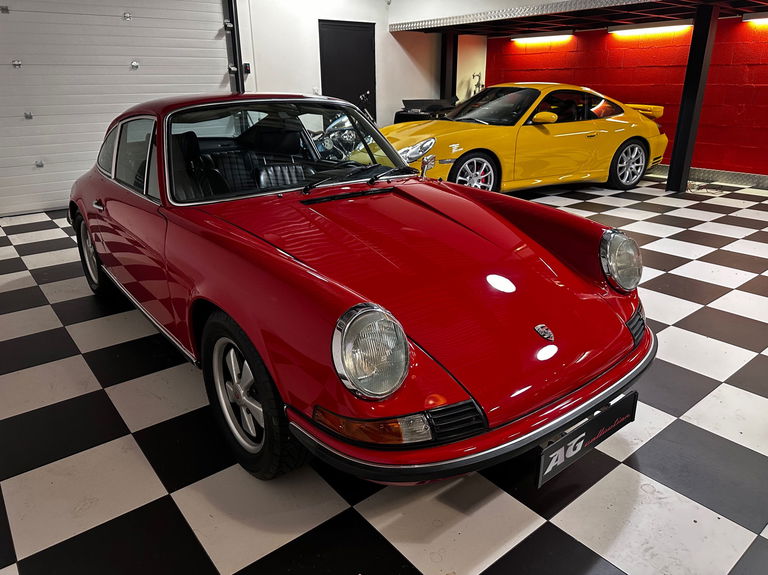 Porsche 911 T