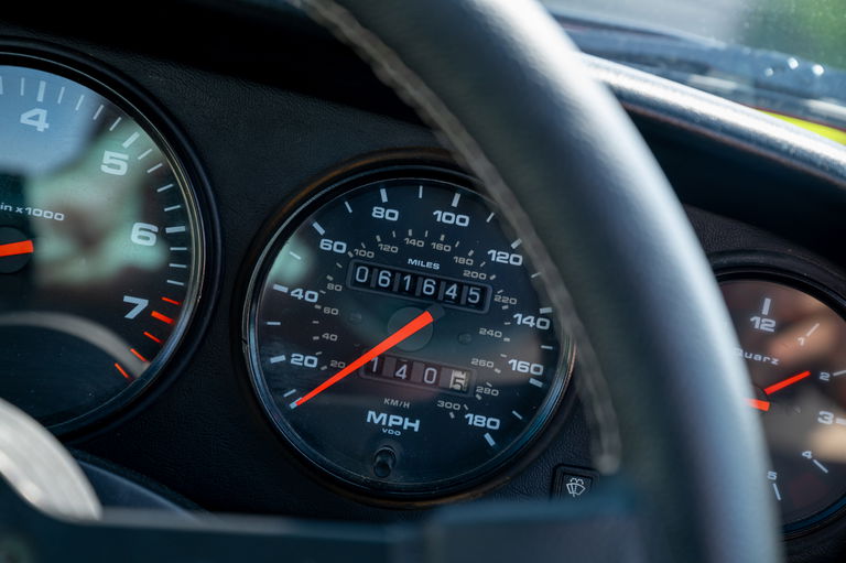 Porsche 964 Carrera 2