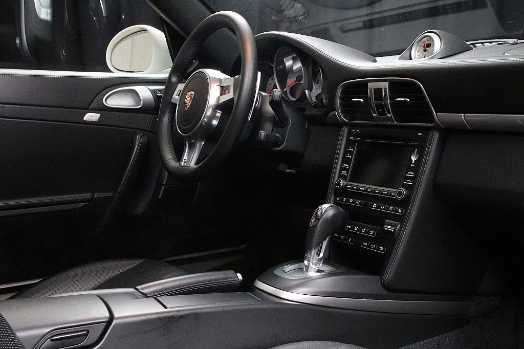 Porsche 997.2 Carrera 4S