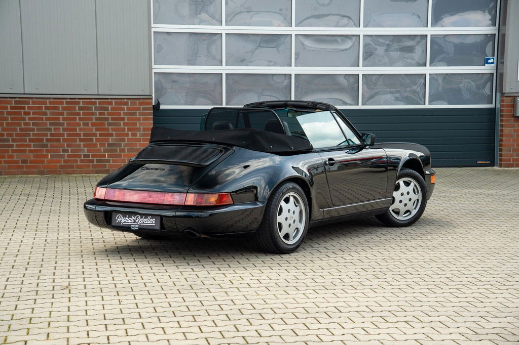 Porsche 964 Carrera 4