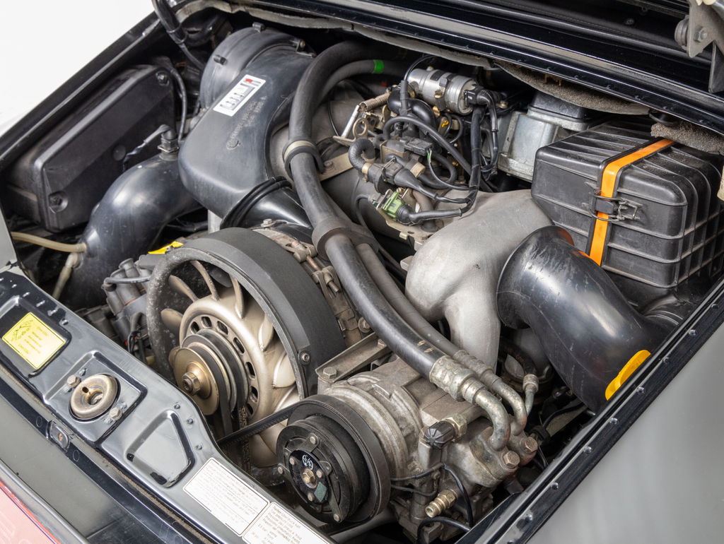 Porsche 964 Carrera 4