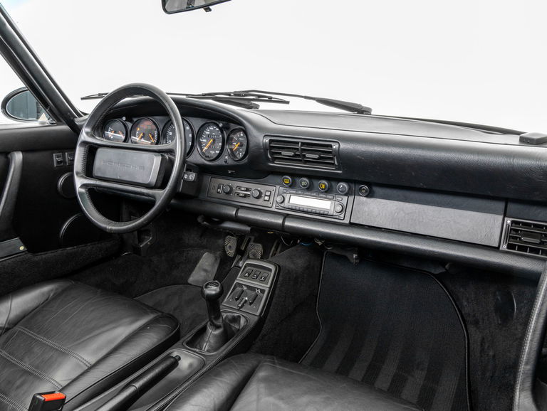 Porsche 964 Carrera 4