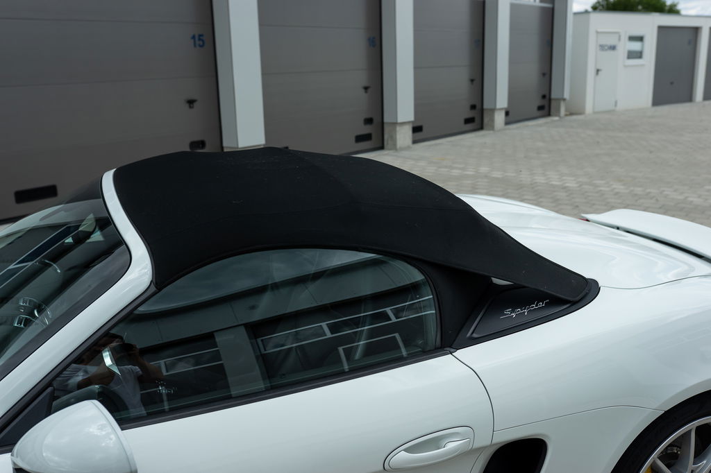 Porsche 981 Boxster Spyder