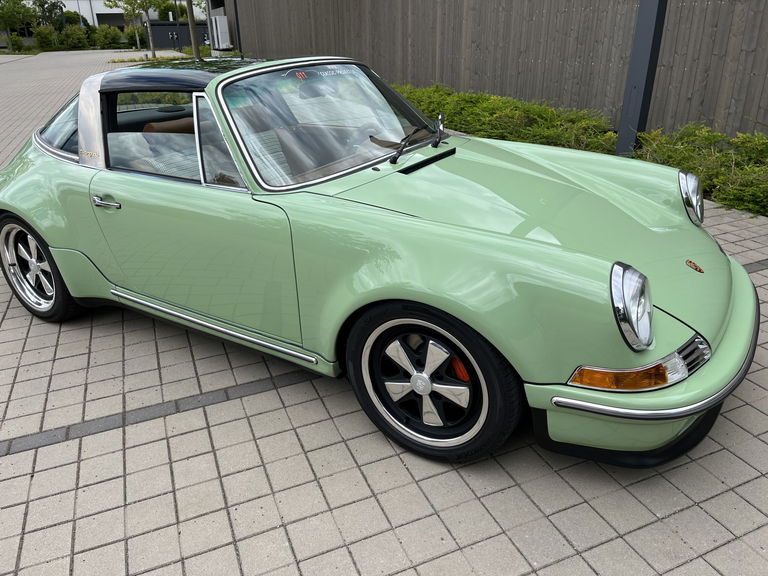 Porsche 911 Backdate