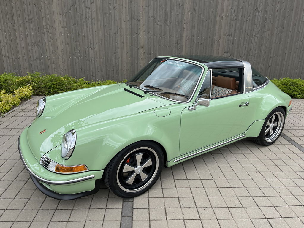 Porsche 911 Backdate