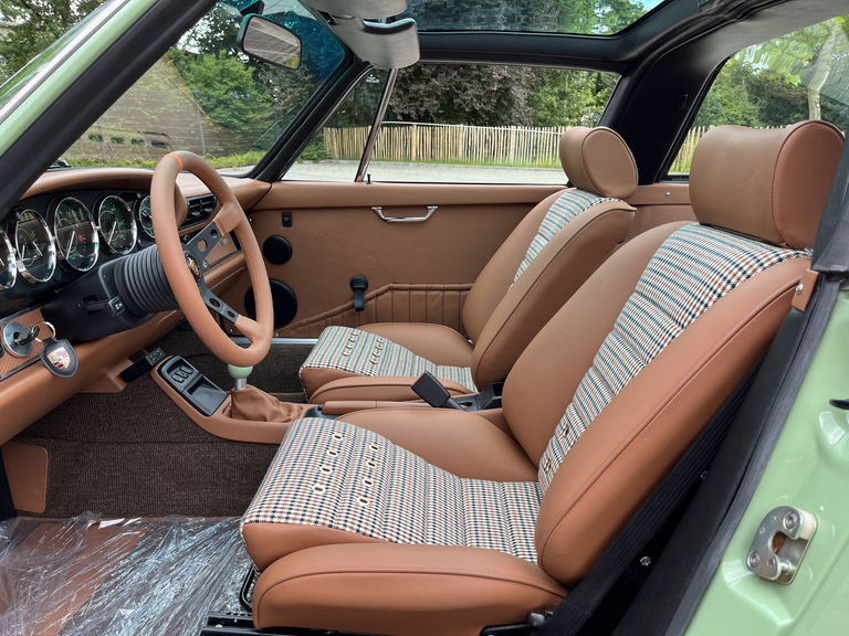 Porsche 911 Backdate