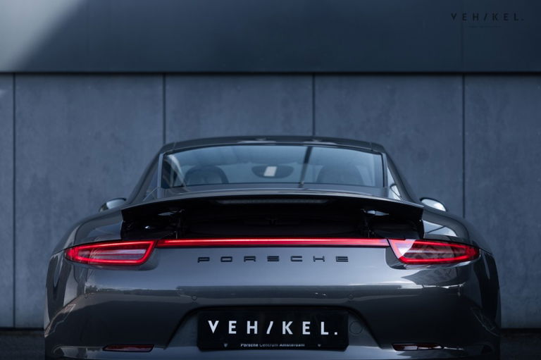 Porsche 991 Carrera 4