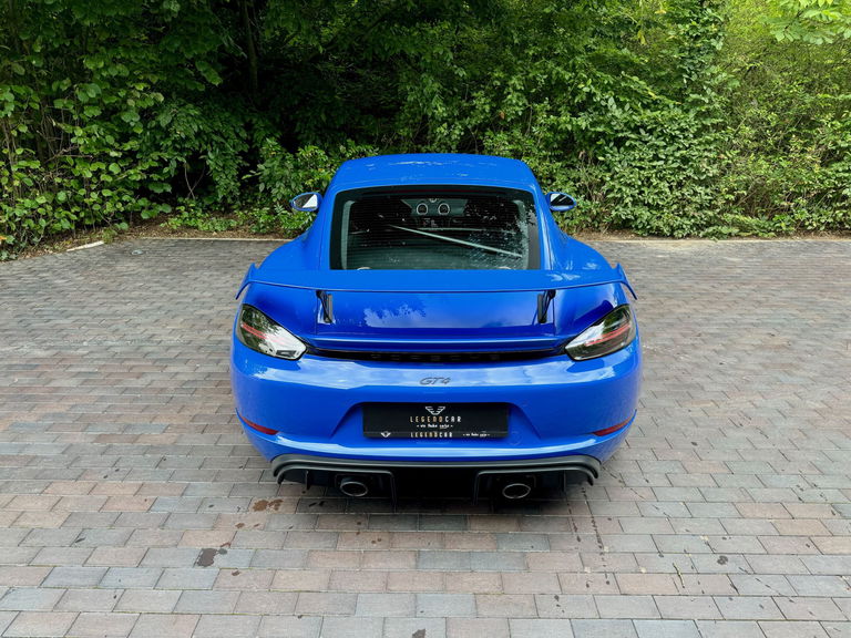 Porsche 718 Cayman GT4