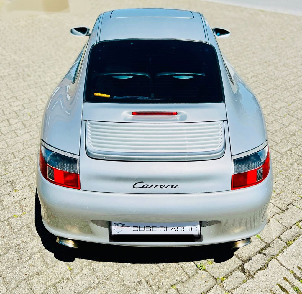 Porsche 996 Carrera