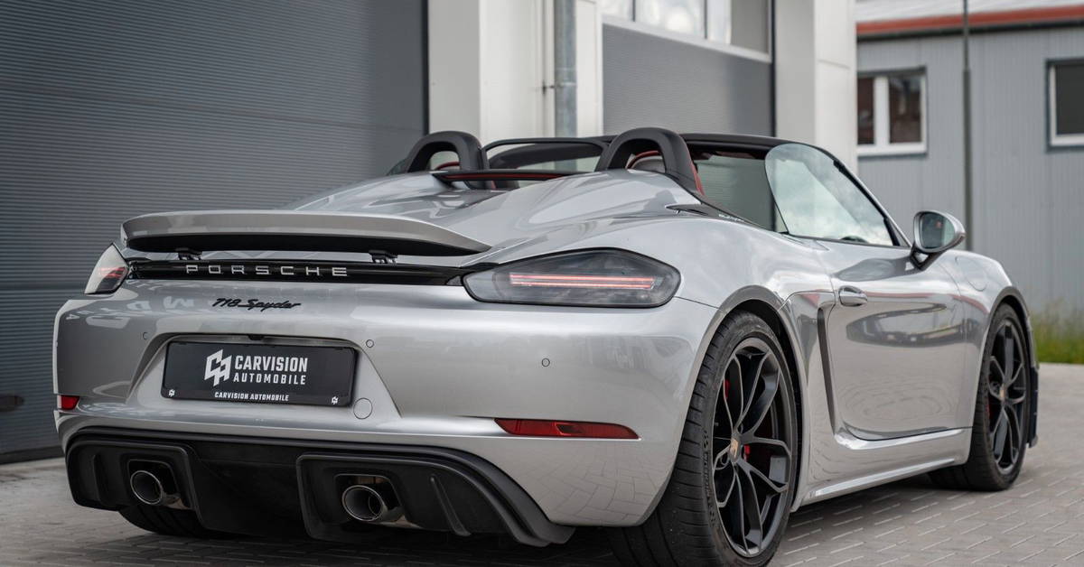 Porsche 718 Spyder カタログ PORSCHE 718 SPYDER, 718 SPYDER RS catalog - reviews, pics