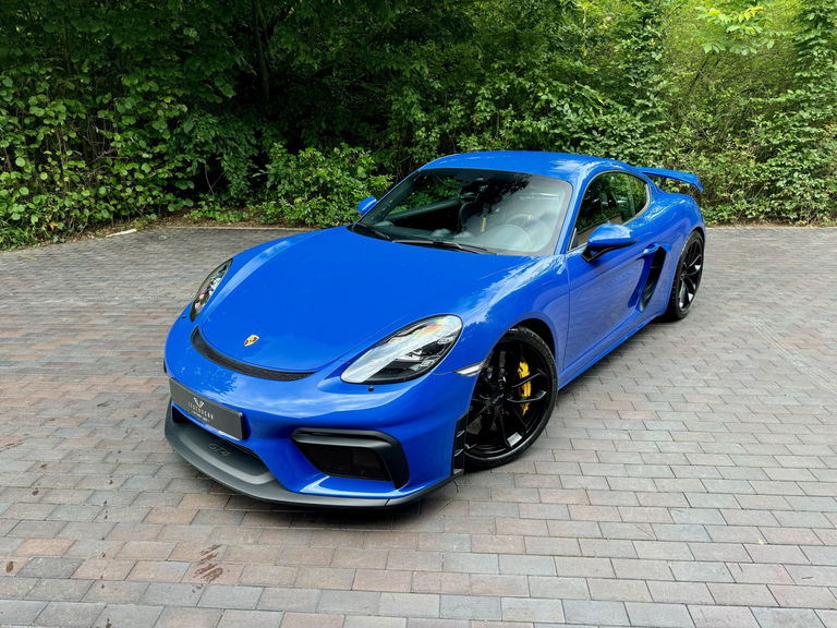 Porsche 718 Cayman GT4