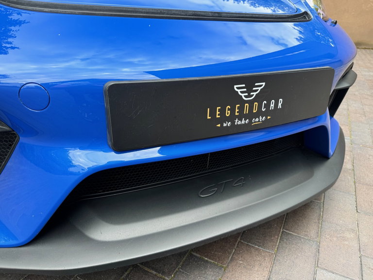 Porsche 718 Cayman GT4