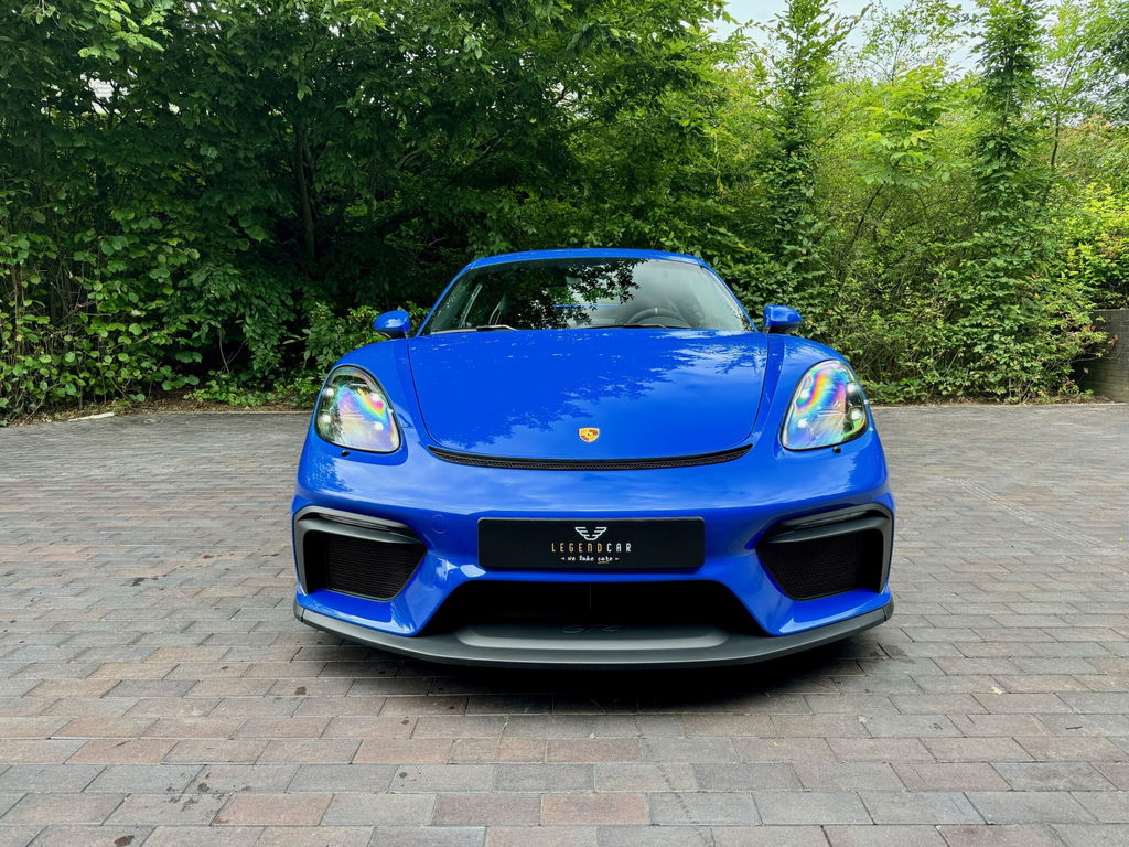 Porsche 718 Cayman GT4