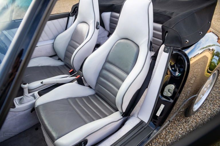 Porsche 964 Carrera 4