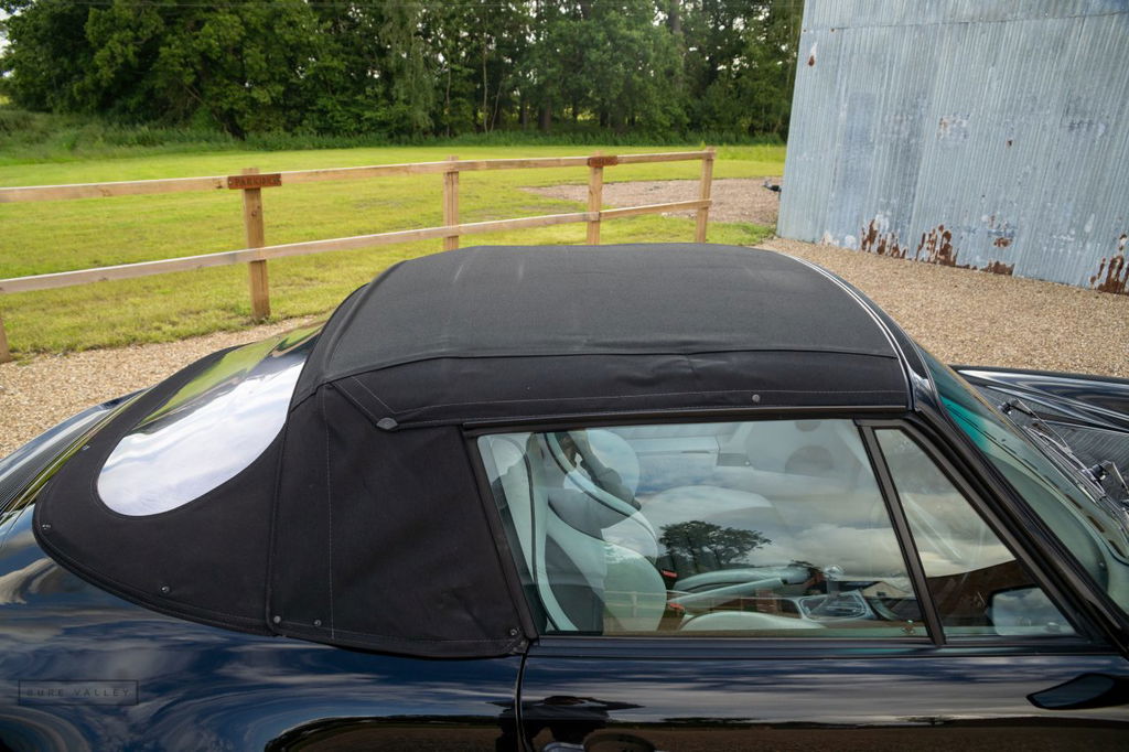 Porsche 964 Carrera 4