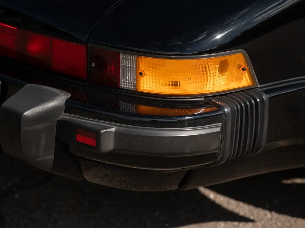 Porsche 911 Carrera 3.2 Speedster