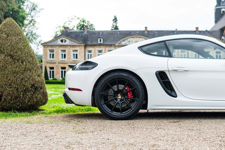 Porsche 718 Cayman GTS 4.0