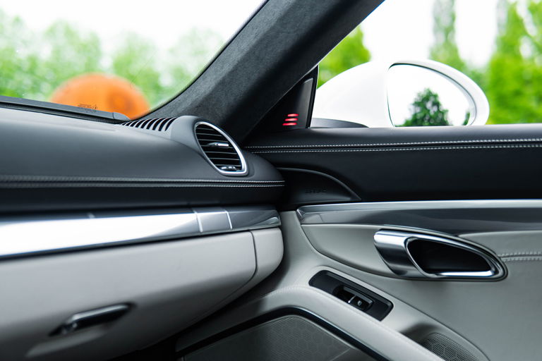 Porsche 718 Cayman GTS 4.0