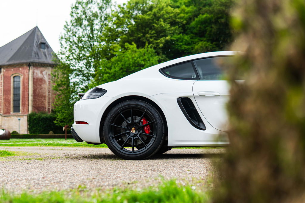 Porsche 718 Cayman GTS 4.0