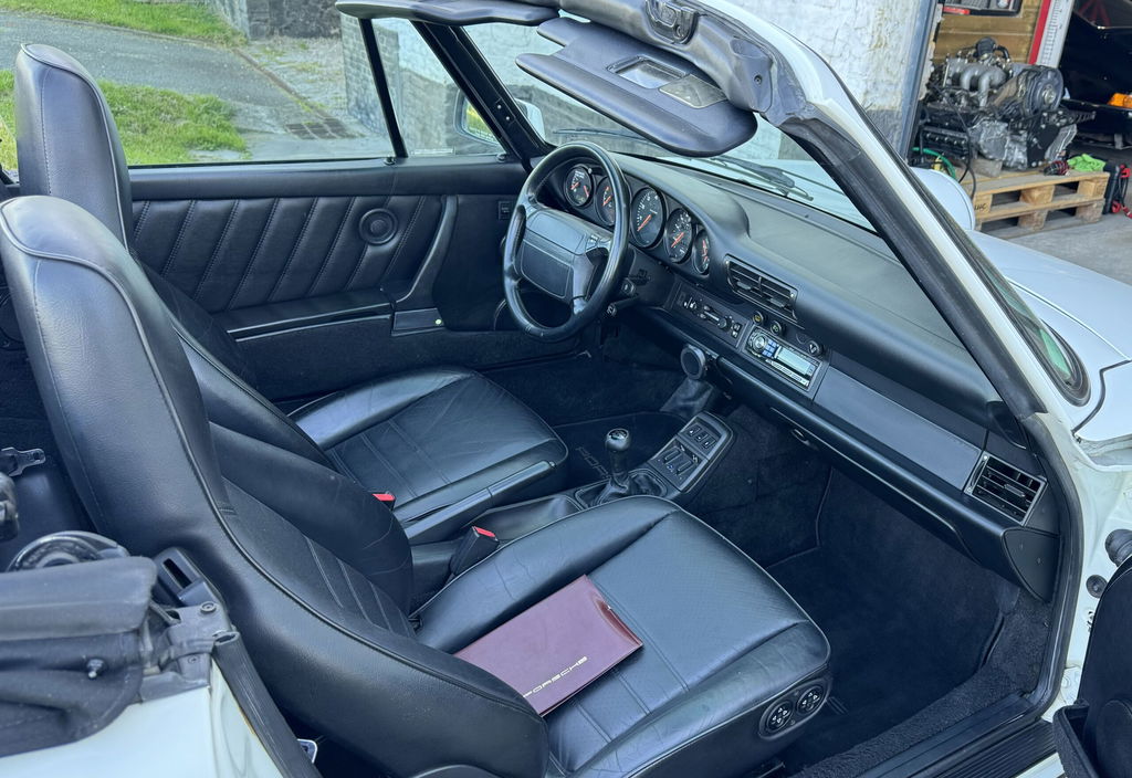 Porsche 964 Carrera 4