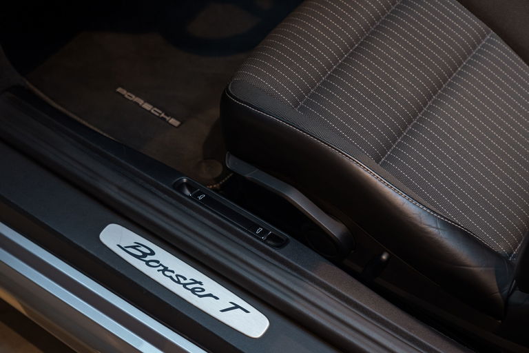 Porsche 718 Boxster T