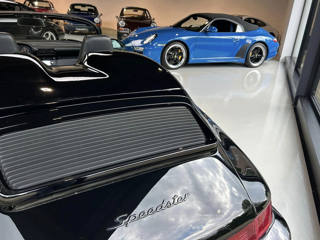 Porsche 964 Carrera 2 Speedster