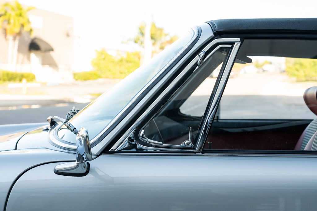 Porsche 911 S (F-Modell)