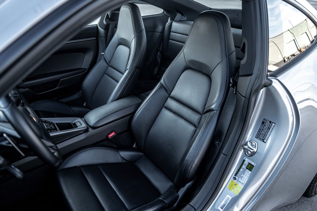 Porsche 992 Carrera S